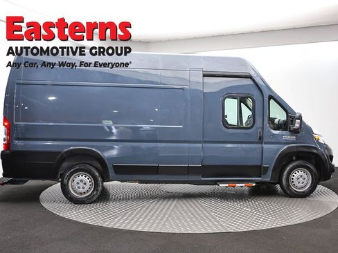 Used 2024 RAM ProMaster 3500 FWD image 4