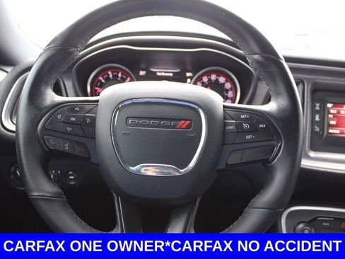 Used 2017 Dodge Challenger SXT image 24