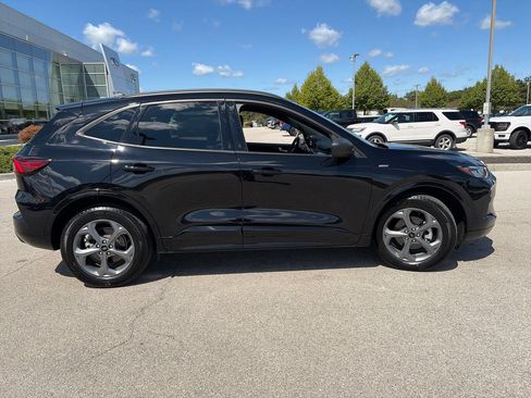 Used 2023 Ford Escape ST-Line AWD/4WD image 8