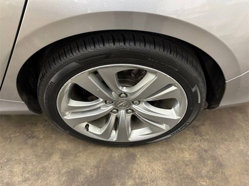 Certified 2023 Acura TLX w/ Technology Package image 32