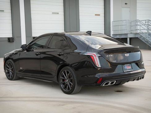 Used 2020 Cadillac CT4 V w/ Climate Package image 5