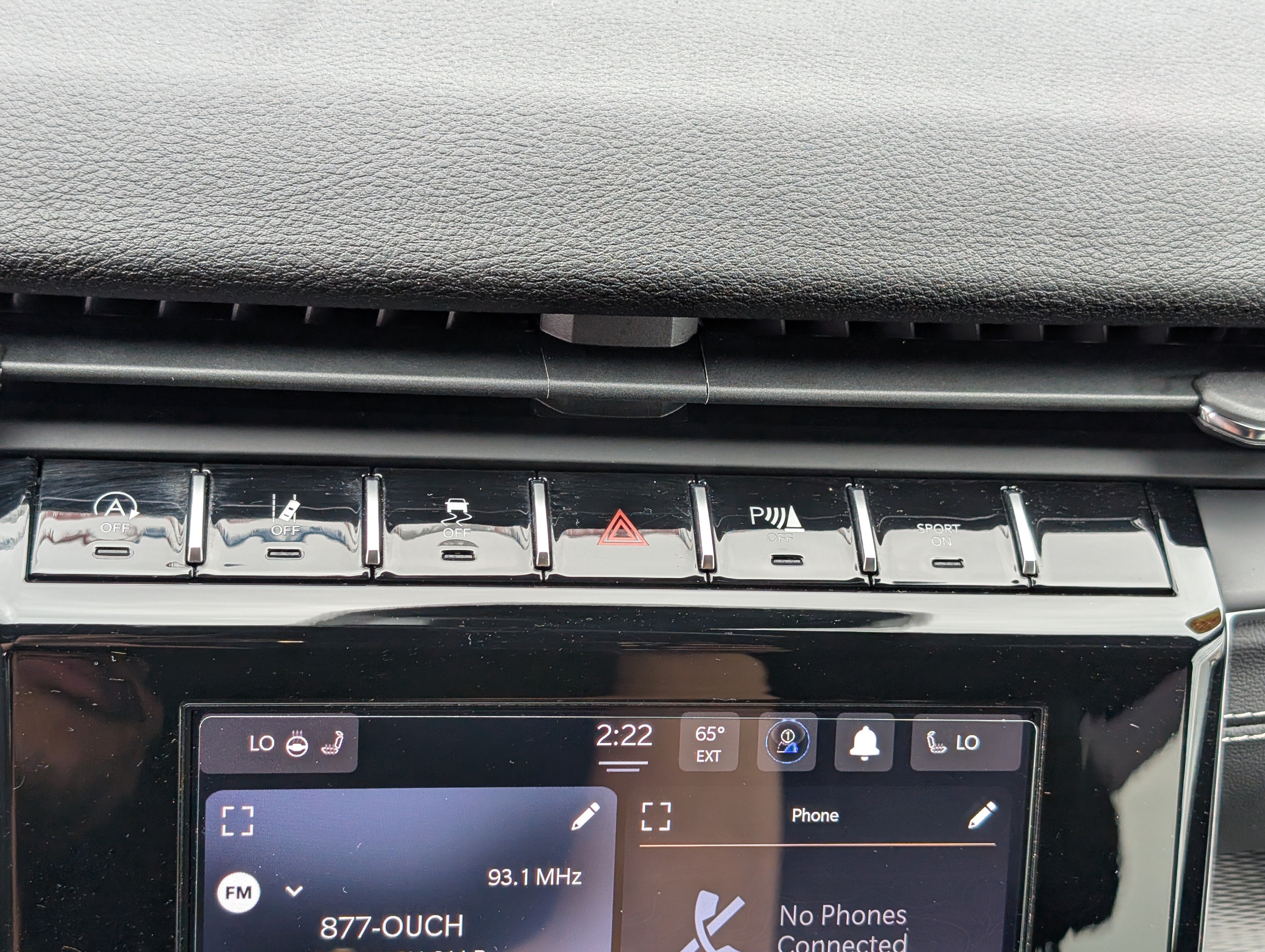 Used 2024 Jeep Grand Cherokee Altitude AWD/4WD image 31