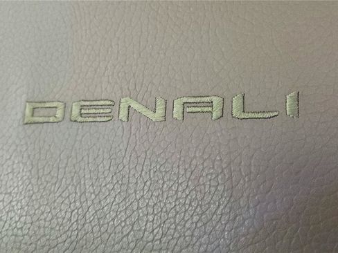 Used 2023 GMC Sierra 1500 Denali AWD/4WD image 22