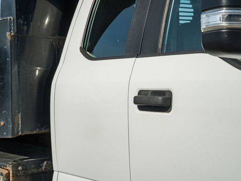 Used 2017 Ford F550 4x4 SuperCab Super Duty image 21