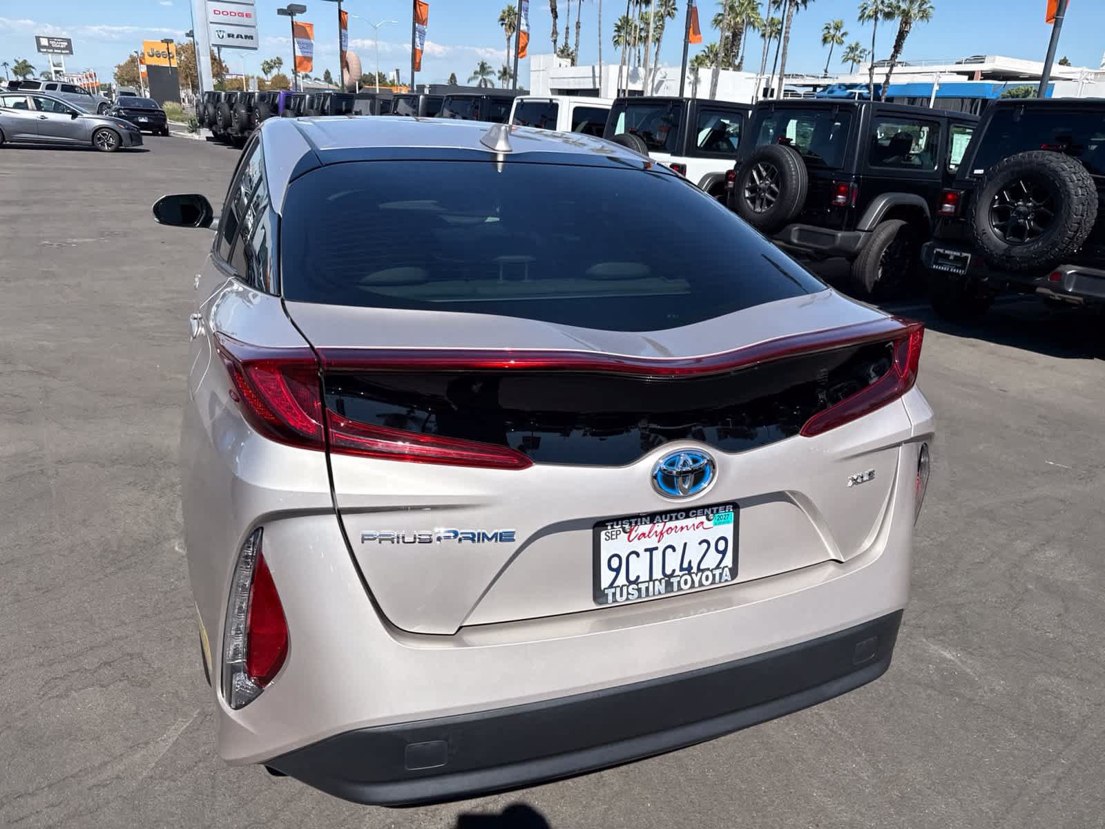 Used 2022 Toyota Prius Prime XLE FWD image 15