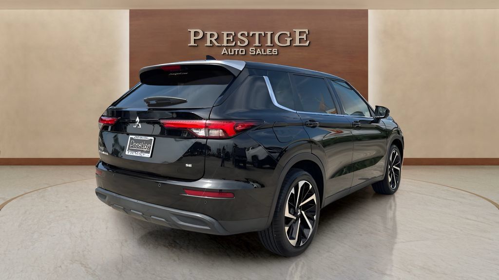Used 2022 Mitsubishi Outlander ES AWD/4WD image 10