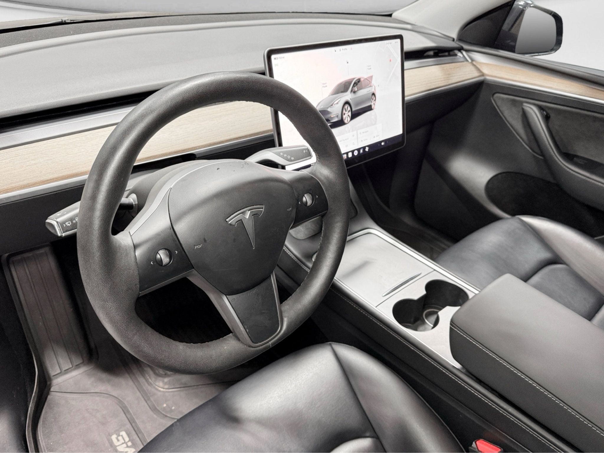Used 2023 Tesla Model Y Long Range AWD/4WD image 17