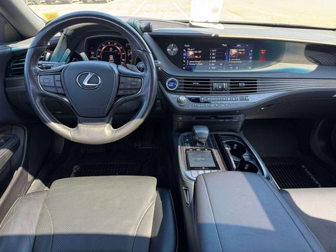 Used 2018 Lexus LS 500h AWD image 20