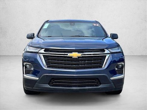 Used 2022 Chevrolet Traverse LS FWD image 3