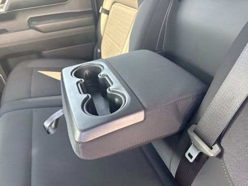 Used 2024 GMC Sierra 1500 Elevation image 20