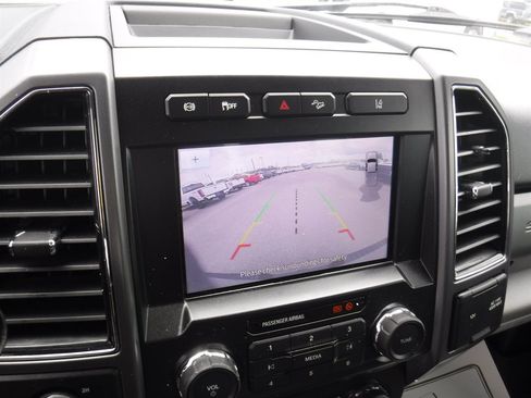 Used 2020 Ford F250 XLT w/ XLT Premium Package AWD/4WD image 24