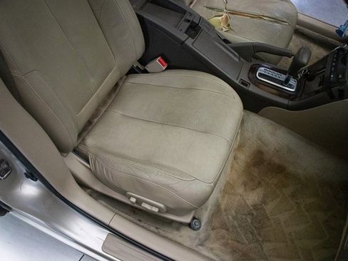 Used 2000 Nissan Maxima GLE image 18