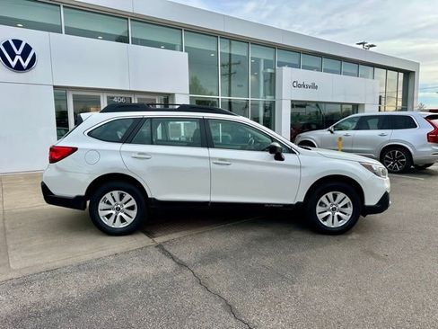 Used 2019 Subaru Outback 2.5i image 8