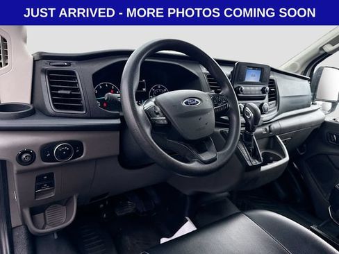 Used 2024 Ford Transit 250 148 Medium Roof RWD image 10