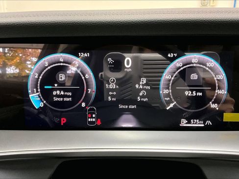 New 2026 Volkswagen Tiguan SE image 19