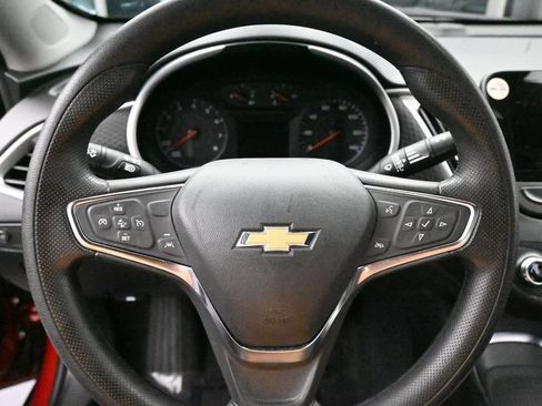 Used 2025 Chevrolet Malibu LT FWD image 15