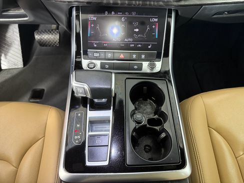 Used 2022 Audi Q7 Premium Plus image 25