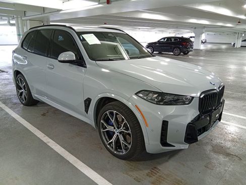 Used 2024 BMW X5 xDrive50e w/ Executive Package AWD/4WD image 3