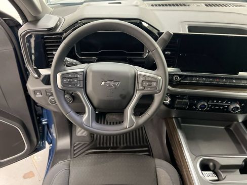 Used 2025 Chevrolet Silverado 2500 LT w/ Trail Boss Package AWD/4WD image 20