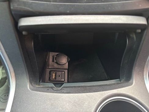Used 2016 Toyota Camry SE FWD image 28