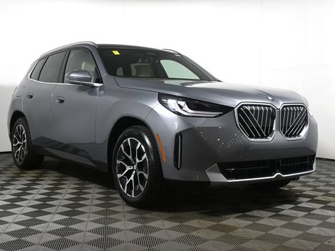 Used 2026 BMW X3 xDrive30i w/ Premium Package AWD/4WD image 9