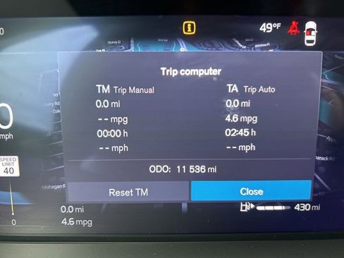 Certified 2025 Volvo XC60 B5 Plus image 21