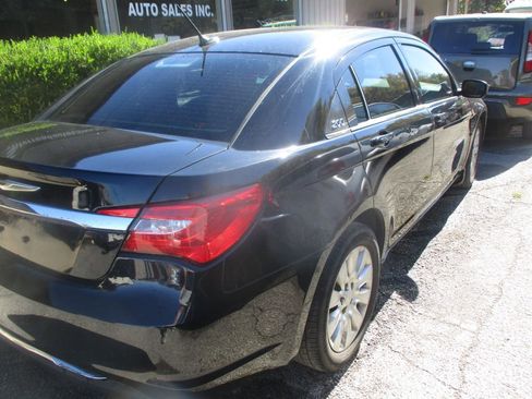 Used 2013 Chrysler 200 LX image 5