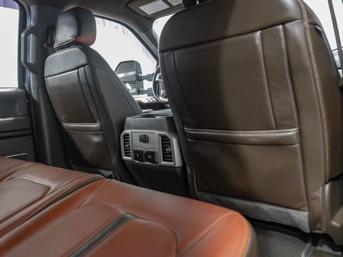 Used 2022 Ford F350 King Ranch w/ Camper Package AWD/4WD image 38