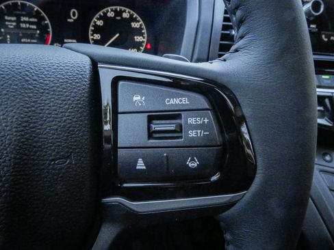 Used 2026 Honda Odyssey EX-L image 19