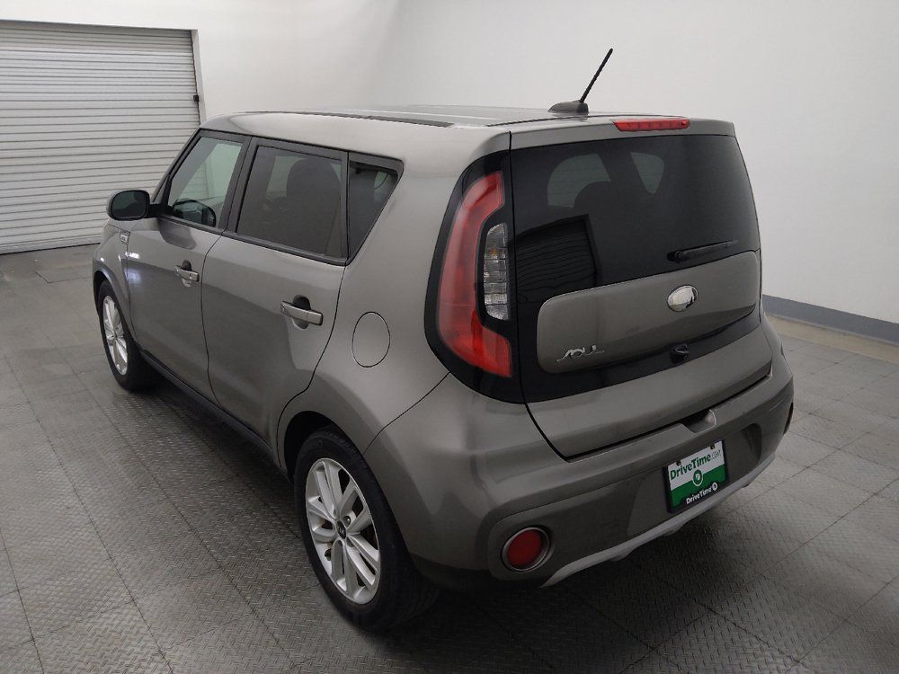 Used 2019 Kia Soul + FWD image 5