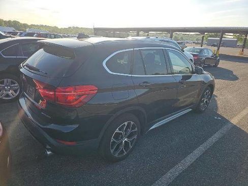 Used 2021 BMW X1 xDrive28i w/ Convenience Package AWD/4WD image 5