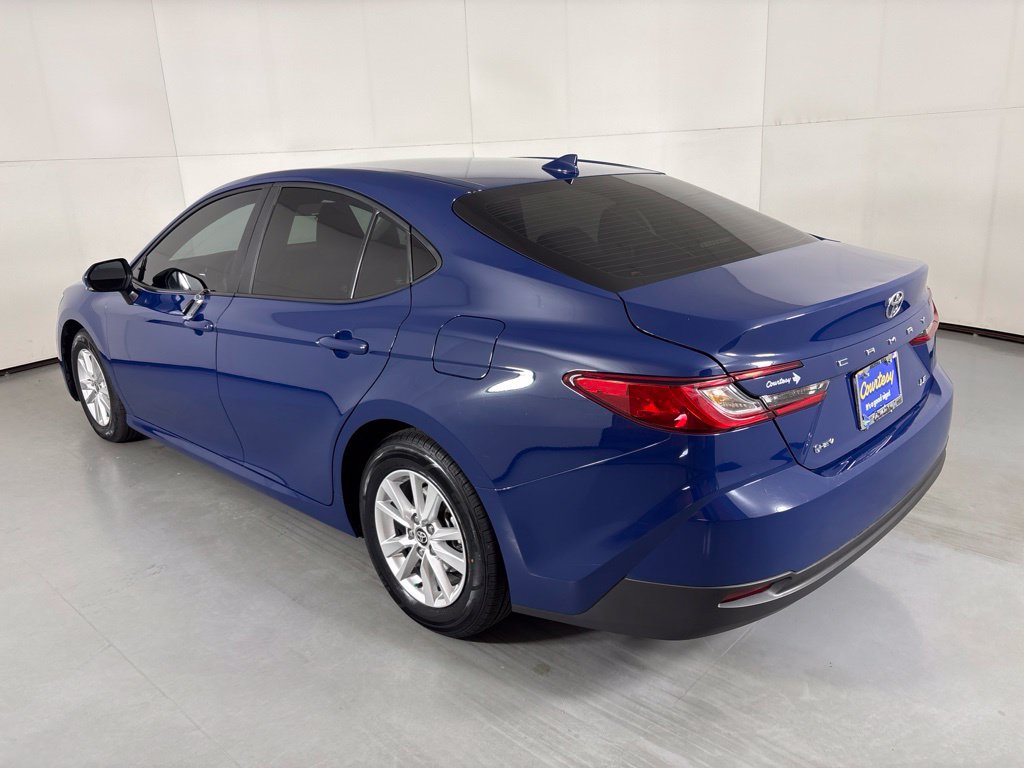 Used 2026 Toyota Camry LE FWD image 6