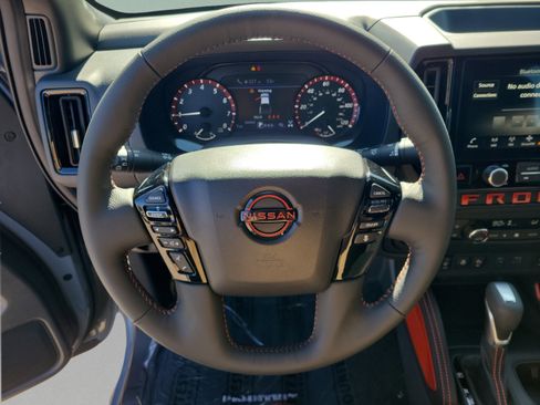 New 2026 Nissan Frontier PRO-4X w/ Pro-4x Convenience Package AWD/4WD image 17