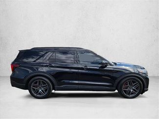 Used 2025 Ford Explorer ST AWD/4WD video 4
