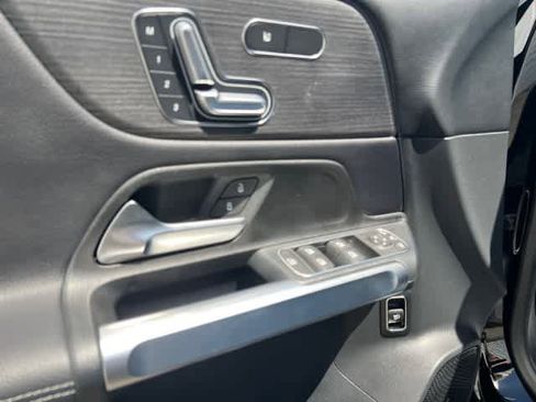 Used 2026 Mercedes-Benz GLB 250 image 15