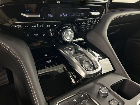 Used 2024 Acura MDX SH-AWD w/ Advance Package image 15