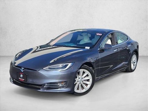 Used 2020 Tesla Model S Long Range image 1