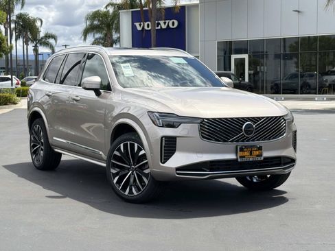 New 2026 Volvo XC90 B6 Plus AWD/4WD image 1