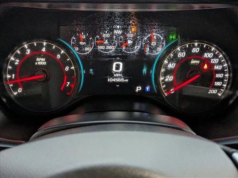 Used 2018 Chevrolet Camaro SS image 11