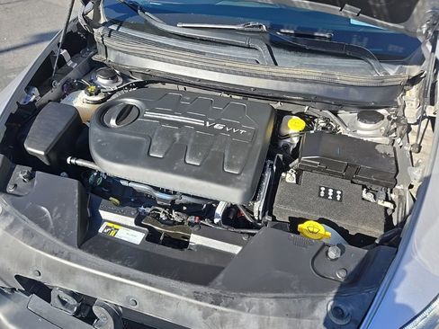 Used 2018 Jeep Cherokee Trailhawk w/ Cold Weather Group image 45