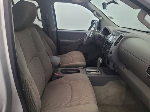 Used 2016 Nissan Frontier SV AWD/4WD image 21