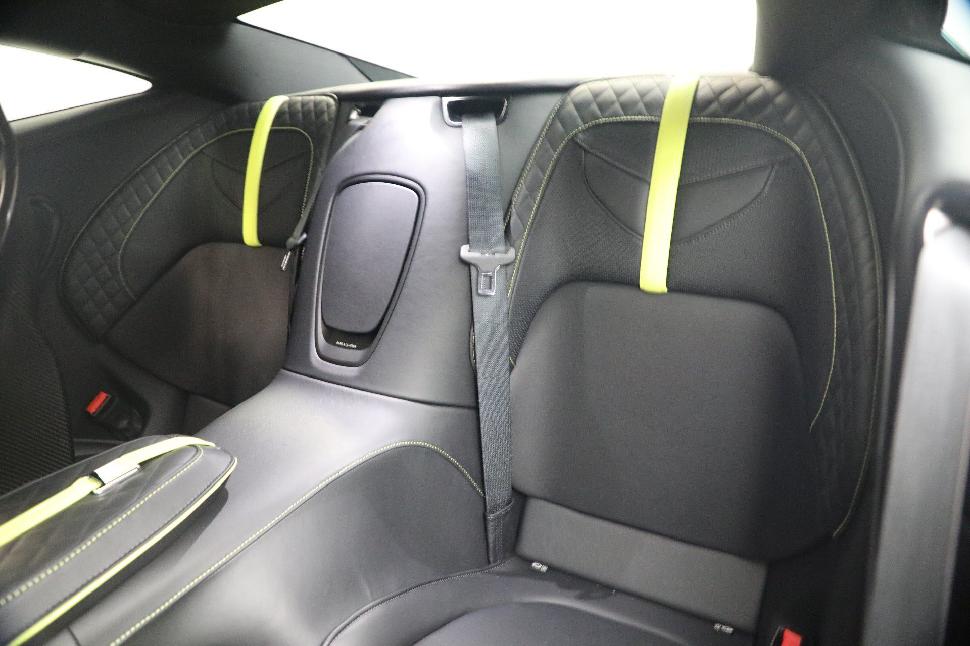 Used 2023 Aston Martin DBS Coupe RWD image 19
