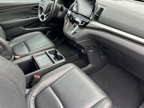 Used 2025 Honda Odyssey Sport-L image 19