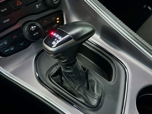 Used 2019 Dodge Challenger SXT RWD image 20
