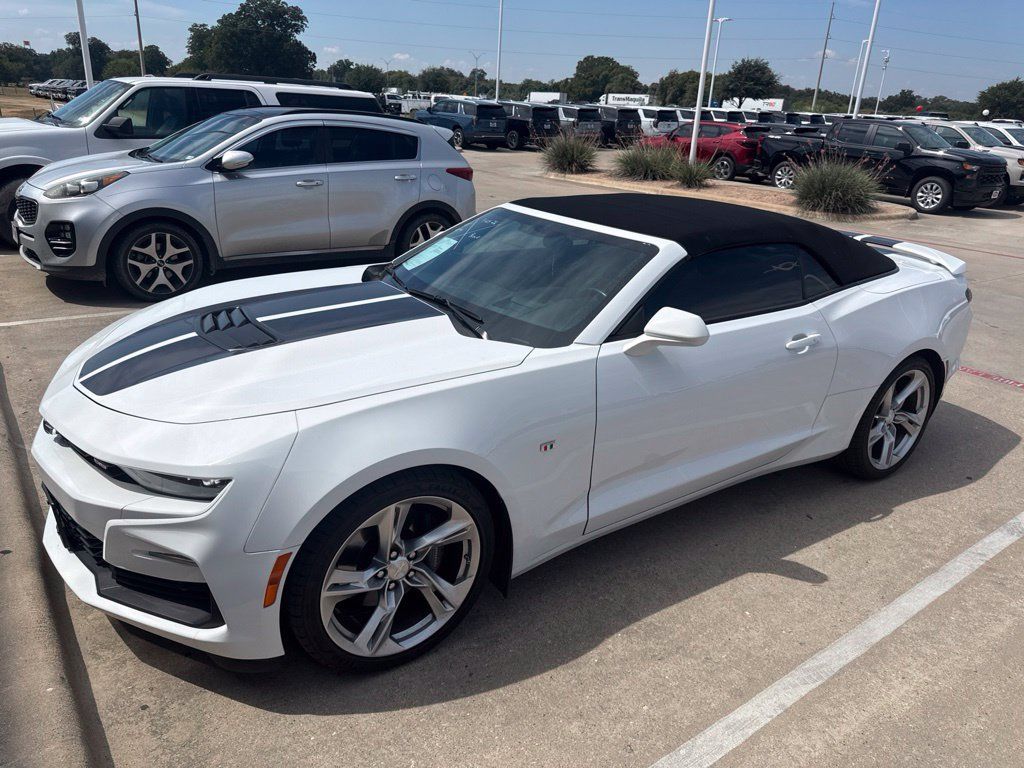 Used 2021 Chevrolet Camaro SS RWD image 1
