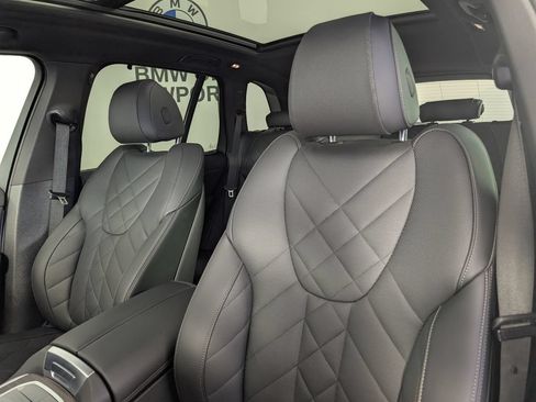 Used 2026 BMW X5 xDrive40i w/ Premium Package AWD/4WD image 14
