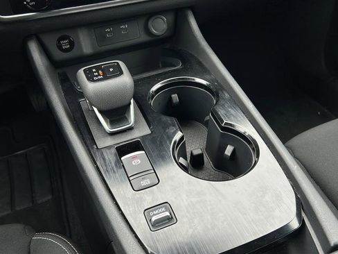 Certified 2025 Nissan Rogue S FWD image 23