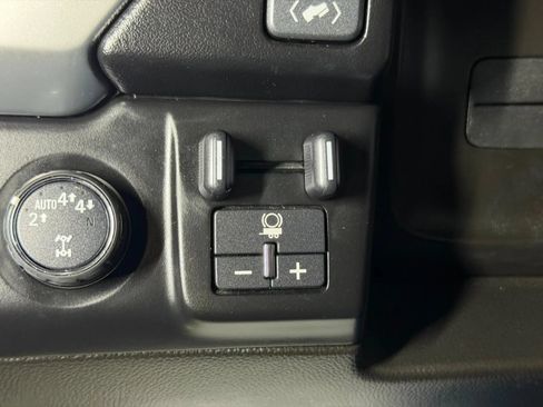 Used 2017 Chevrolet Tahoe LT w/ Max Trailering Package AWD/4WD image 36
