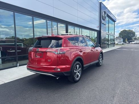 Used 2016 Toyota RAV4 XLE image 3