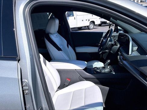 Certified 2024 Cadillac XT4 Sport image 7